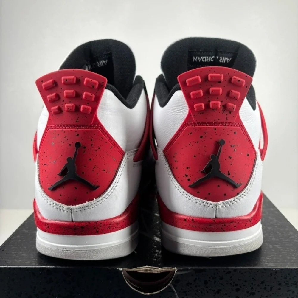 Nike Air Jordan 4 Retro 